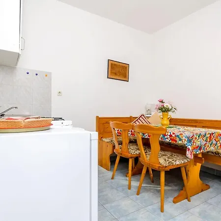 Apartment Martino Stomorska